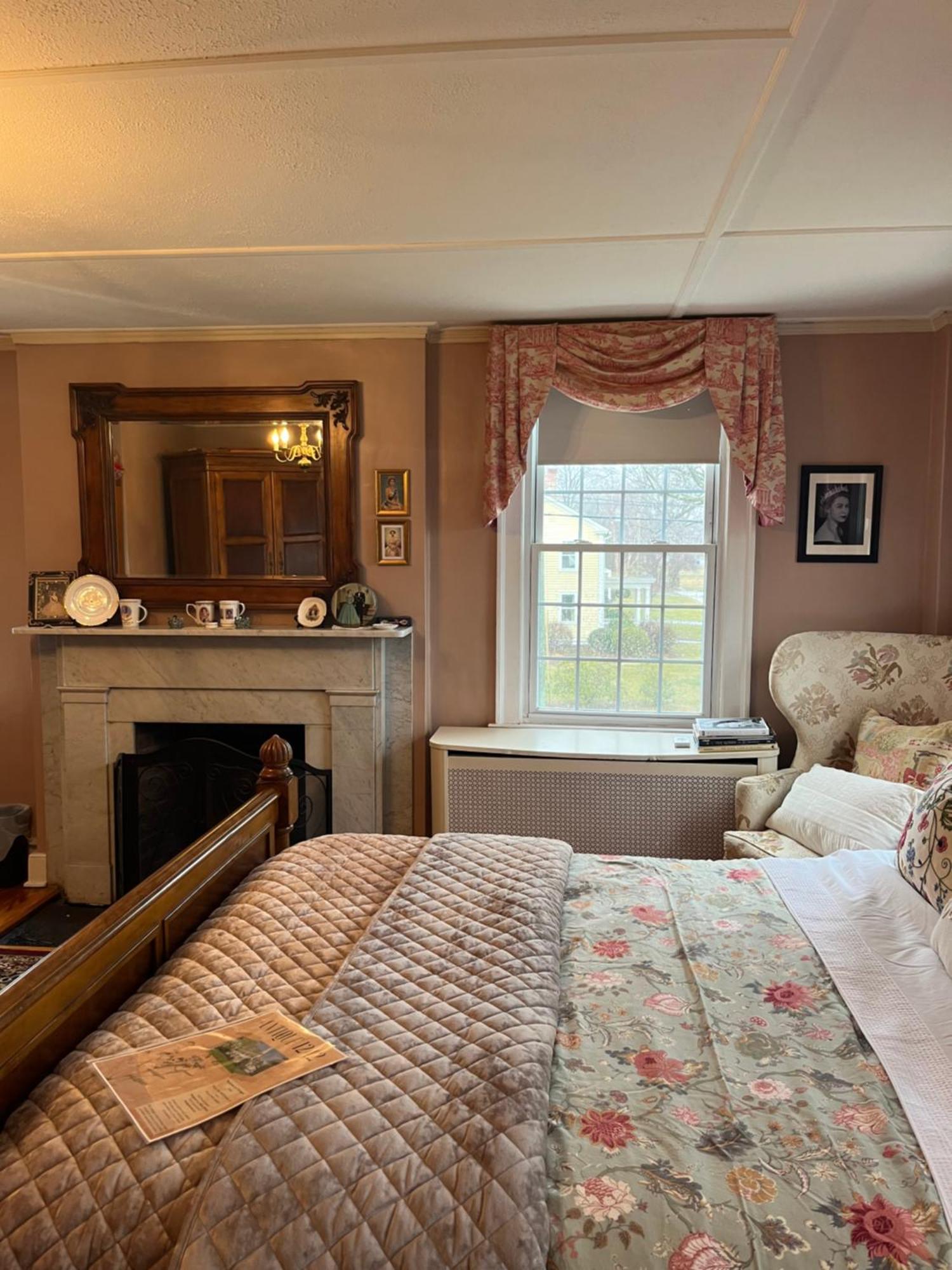 Antique1242 British Bed & Breakfast Ένφιλντ Εξωτερικό φωτογραφία