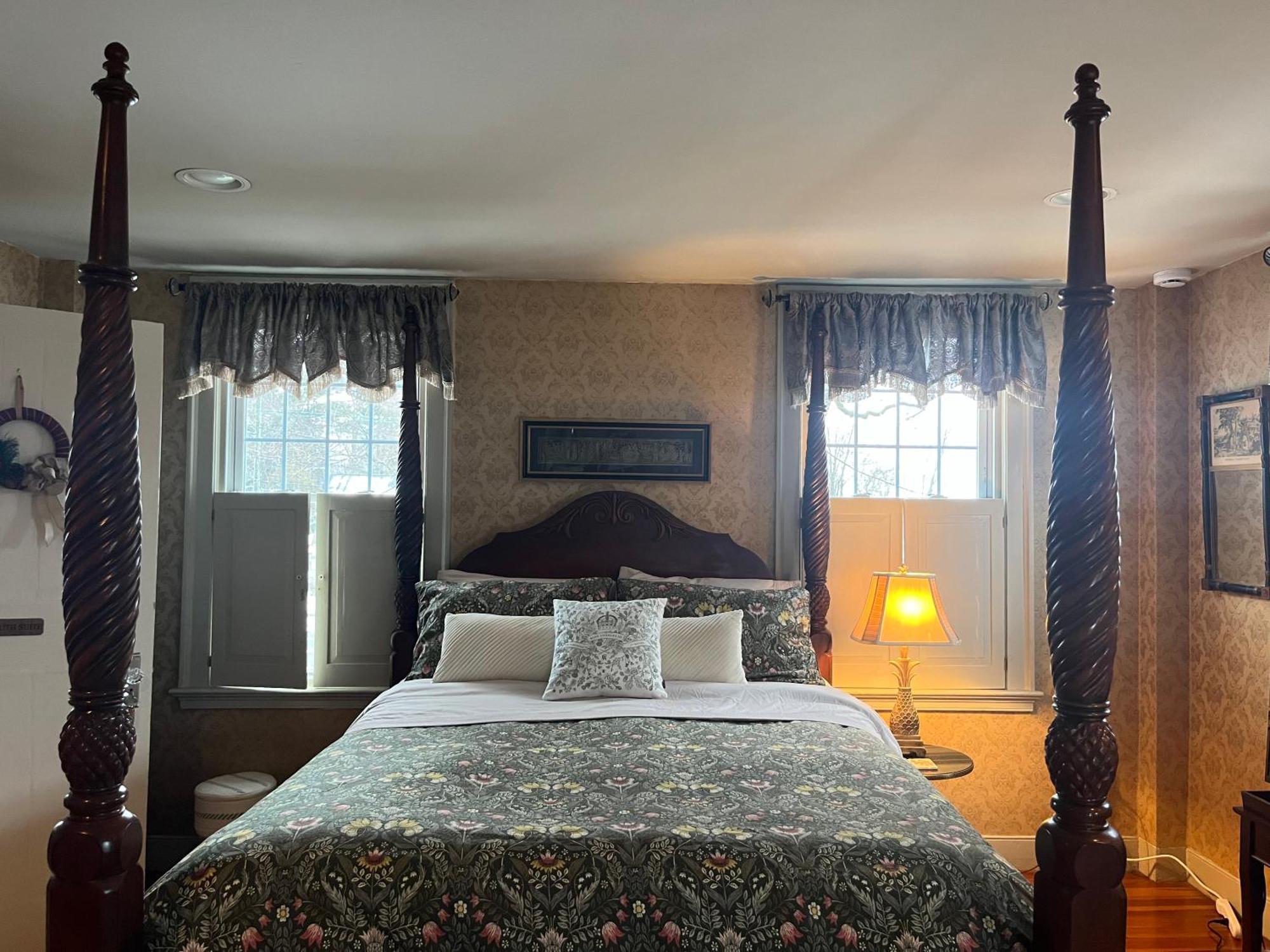 Antique1242 British Bed & Breakfast Ένφιλντ Εξωτερικό φωτογραφία